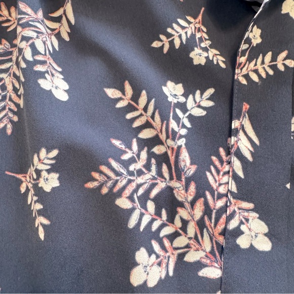 Banana Republic Floral Wrap Size 0 Dress - Navy and Pink - Picture 6 of 6